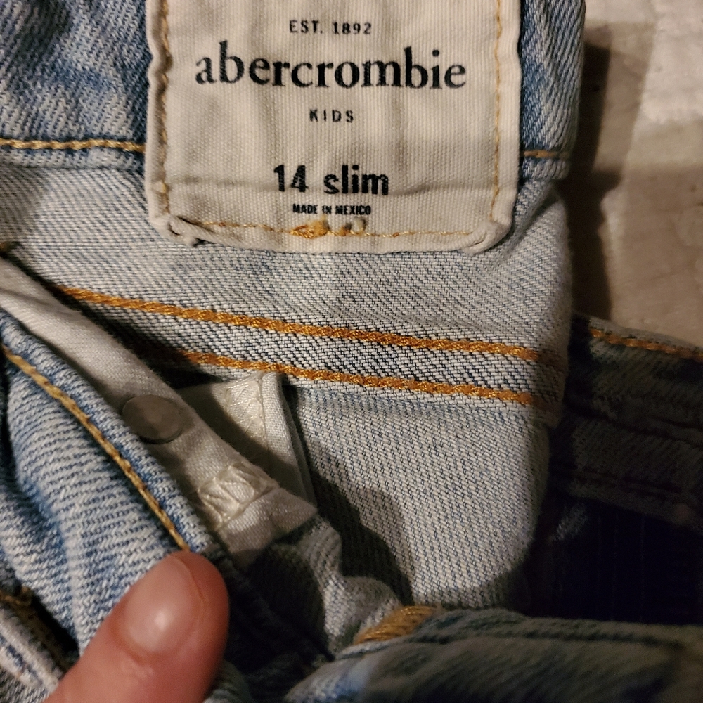 Abercrombie boys size 14